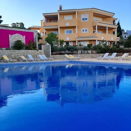 Lucie Lime Guesthouse Praia Da Luz ภายนอก รูปภาพ