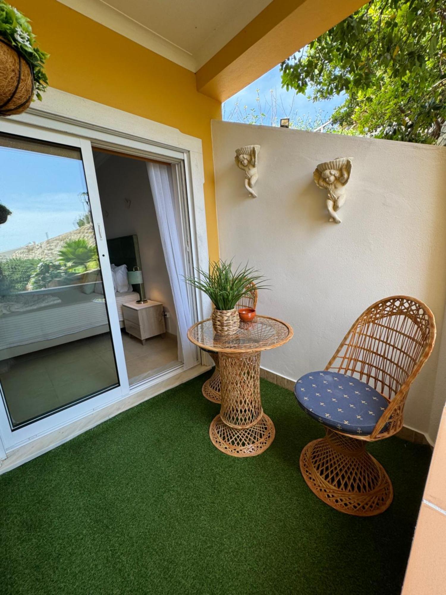 Lucie Lime Guesthouse Praia Da Luz ภายนอก รูปภาพ